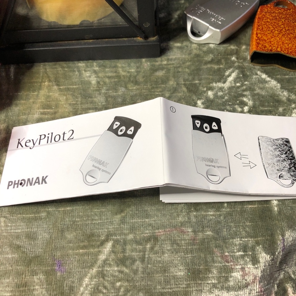 KeyPilot2 Remote Control - Silver and Orange - Picture 7 of 8